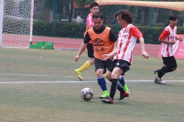 近三季30+得分且罚球少于10次的球员统计